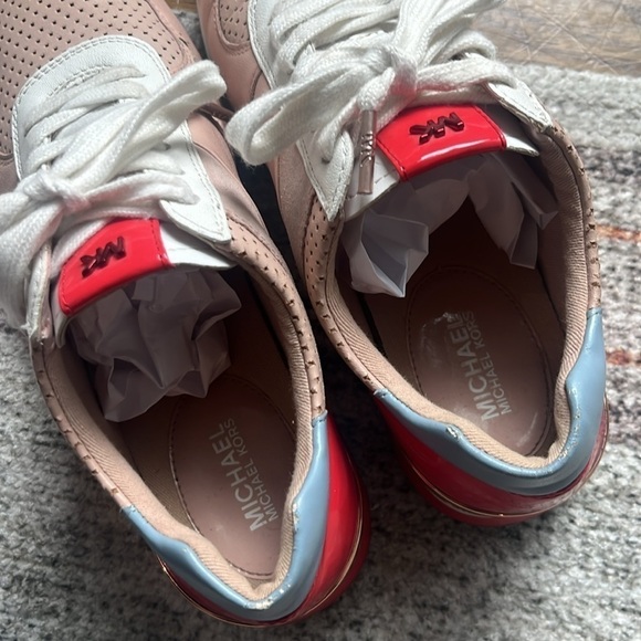 MICHAEL KORS Women's Allie StrideTrainer Lace-Up Sneakers - Picture 10 of 10